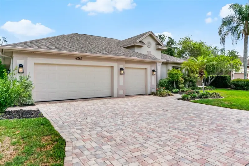 6263 Aventura Dr, FL