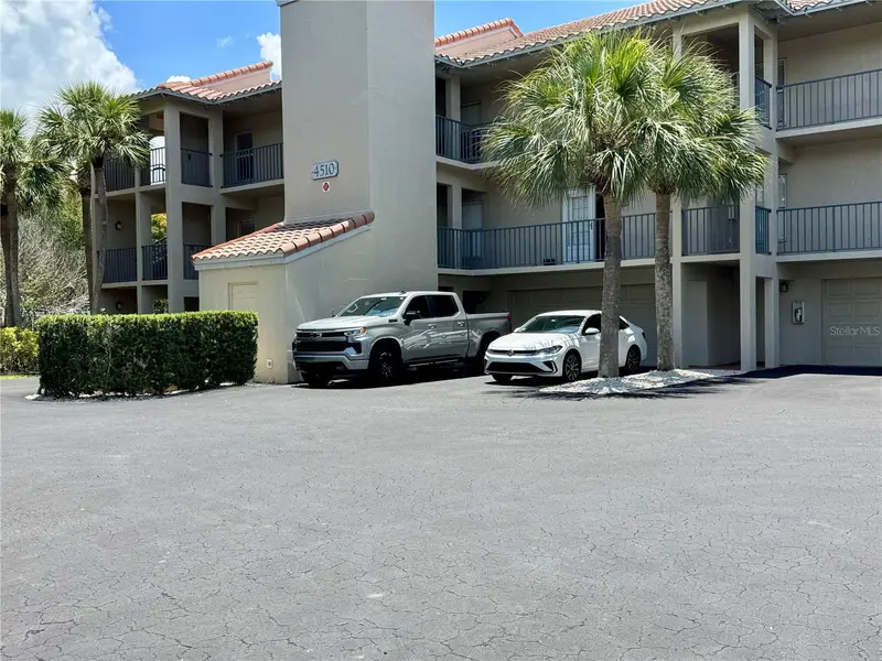 4510 El Conquistador Pkwy #204, FL