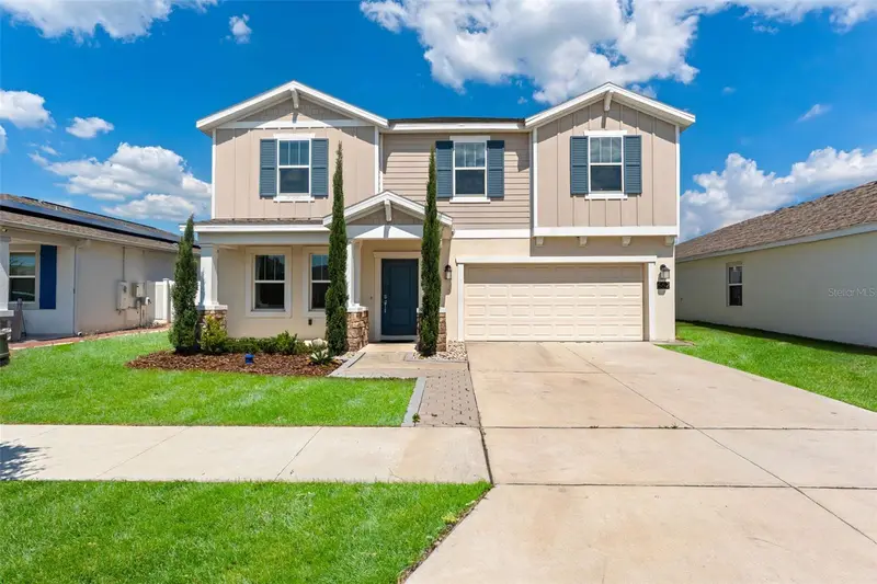 552 Silver Palm Dr, FL
