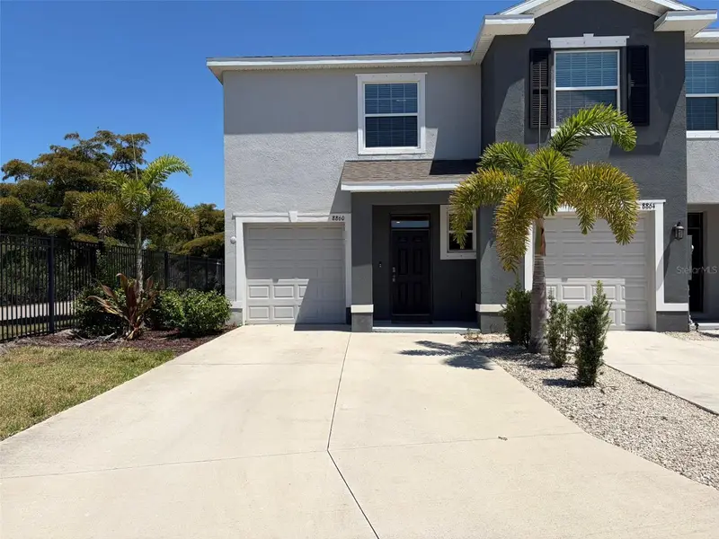 8860 Milestone Dr, FL
