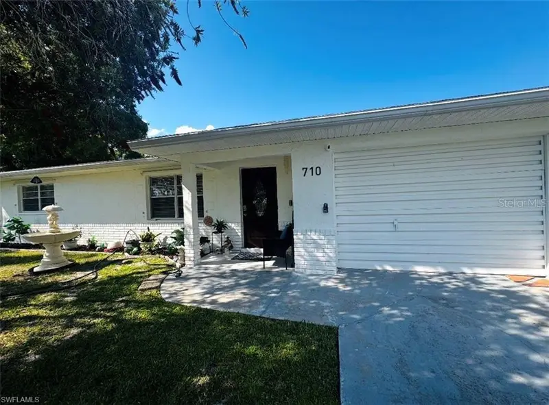 710 Aqui Esta Dr, FL