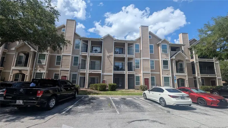 2000 Erving Cir #6202, FL