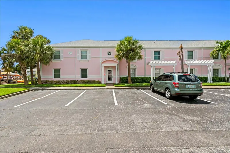 5175 Coquina Key Dr Se #A, FL
