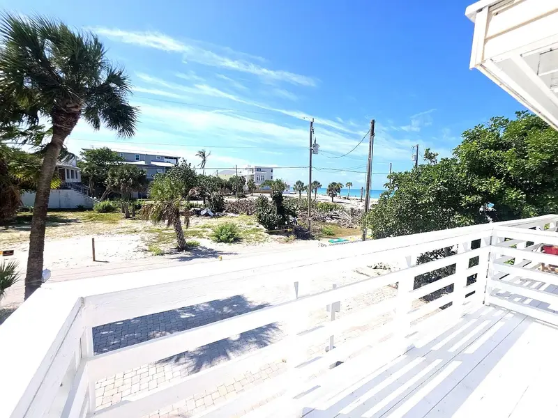60 Beachcomber Ln #B, FL