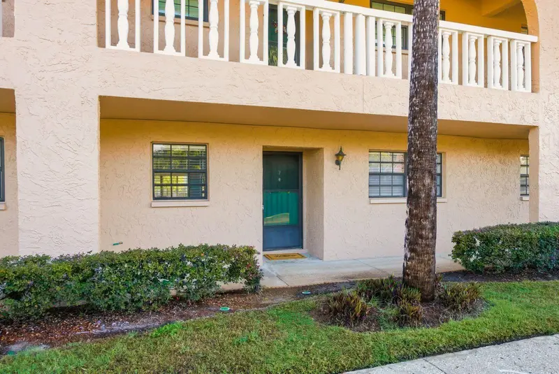 1750 Belleair Forest Dr #C7, FL