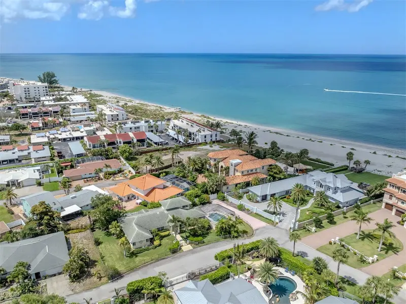 24 Gulf Manor Dr, FL