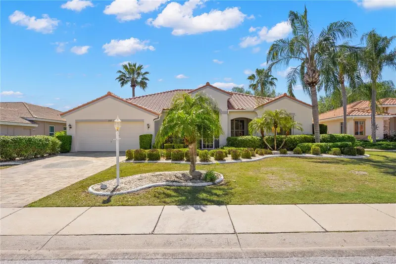 1305 Crystal Greens Dr, FL