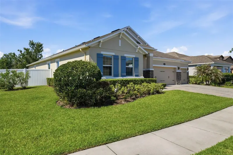 12249 Northover Loop, FL