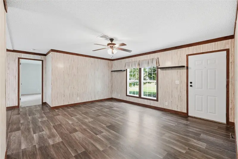 291 Sw Legion Dr, FL