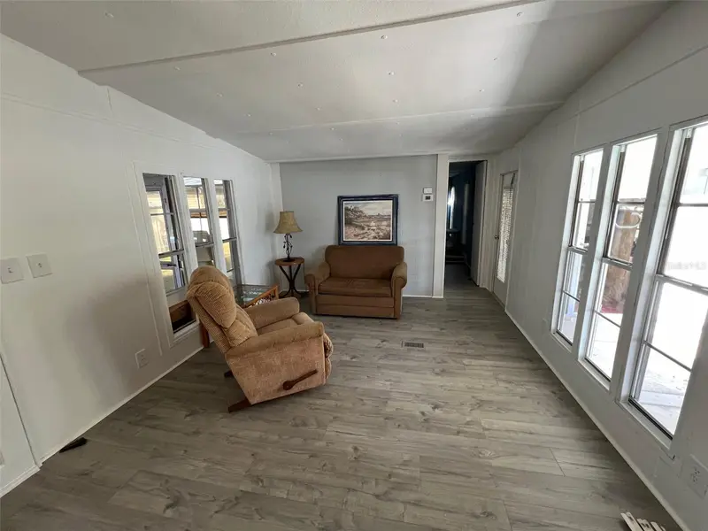 11 Shady Ln, FL