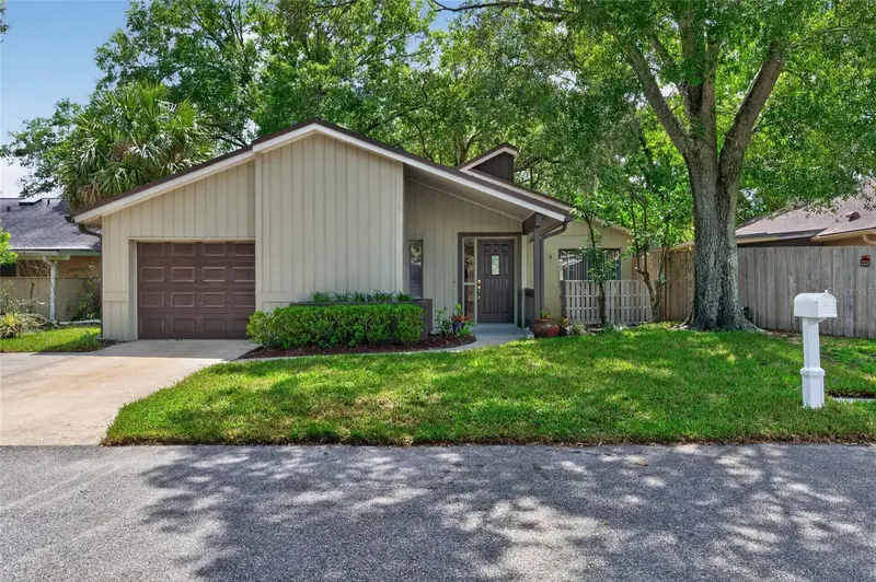 1018 Weathered Wood Cir, FL