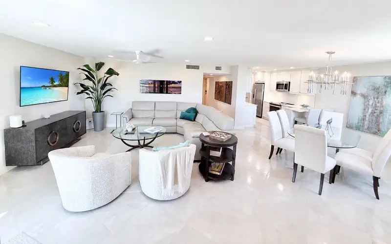 1050 Longboat Club Rd #803, FL