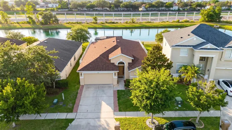 945 Tramells Trl, FL