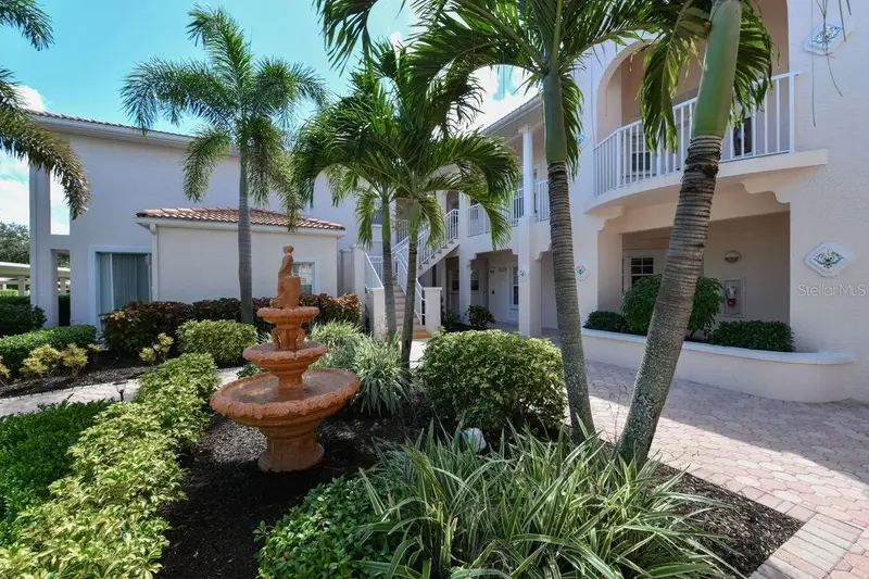 4228 Central Sarasota Pkwy #1024, FL