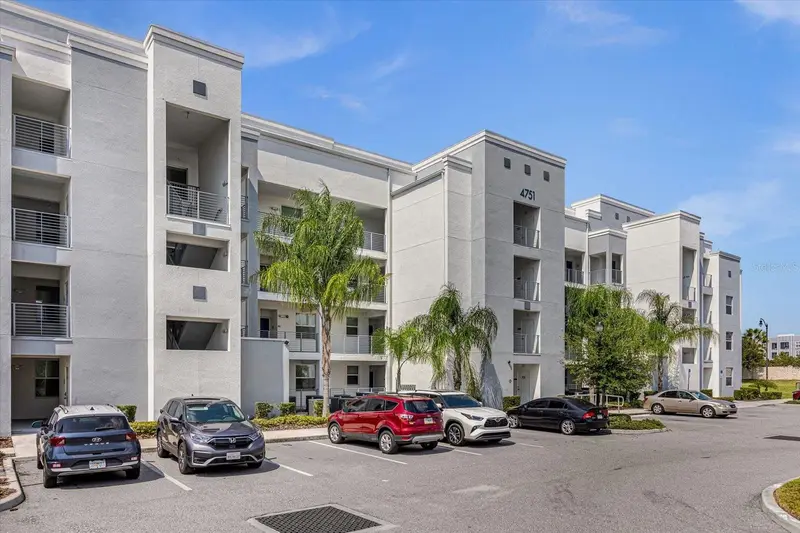 4751 Clock Tower Dr #204, FL