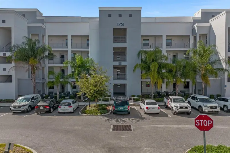 4751 Clock Tower Dr #204, FL