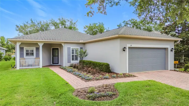 28 Knoll Wood Dr, FL