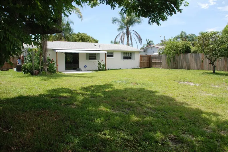 1624 Springdale Dr, FL