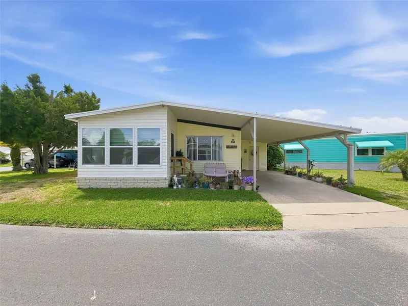 5206 Wisteria Circle, FL