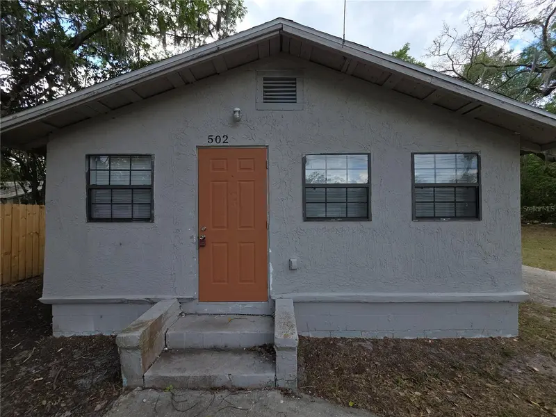 502 Se 9th St, FL
