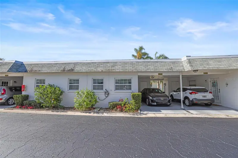 7743 39th Ter N, FL