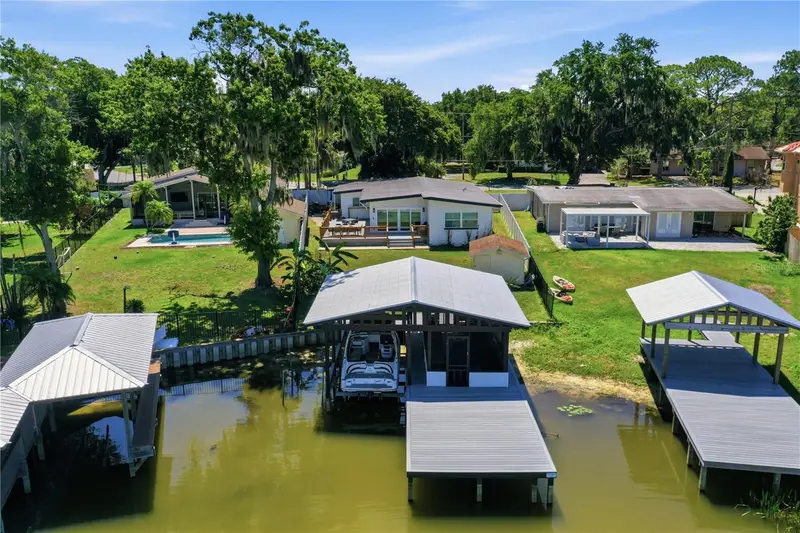 5716 Moonlight Cir, FL