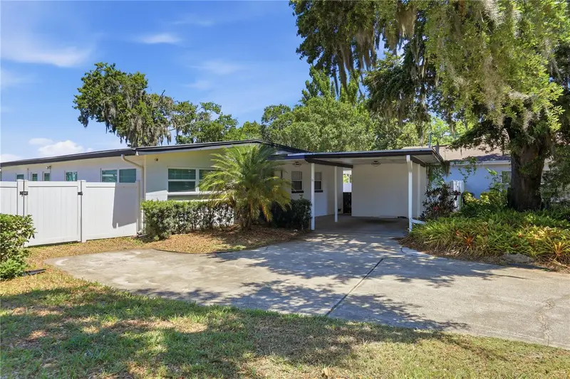 5716 Moonlight Cir, FL