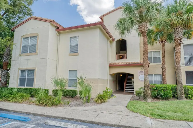 823 Camargo Way, FL