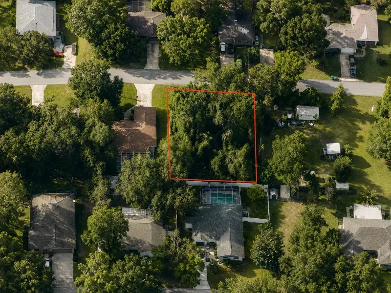 6824 E Falcon Rest Ln, FL