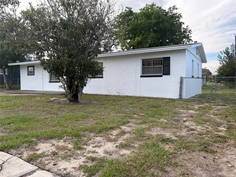 2240 White Sands Dr, FL