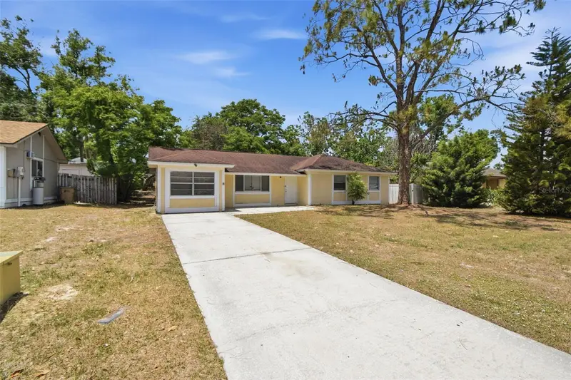8412 Renald Blvd, FL