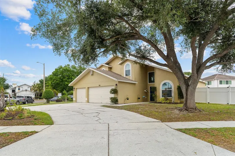 1105 Metwood Ct, FL