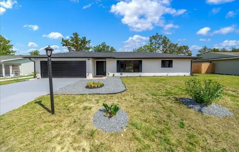 59 Silver Pl, FL