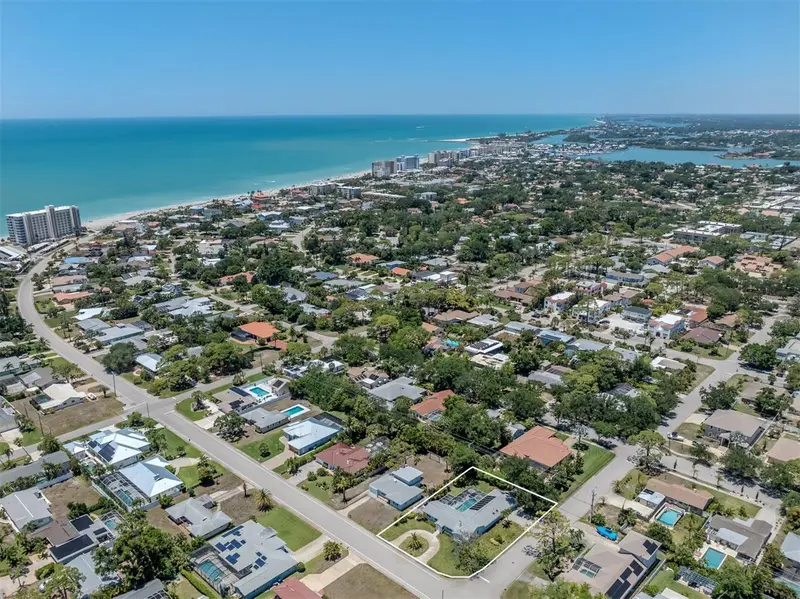 500 Alhambra Rd, FL