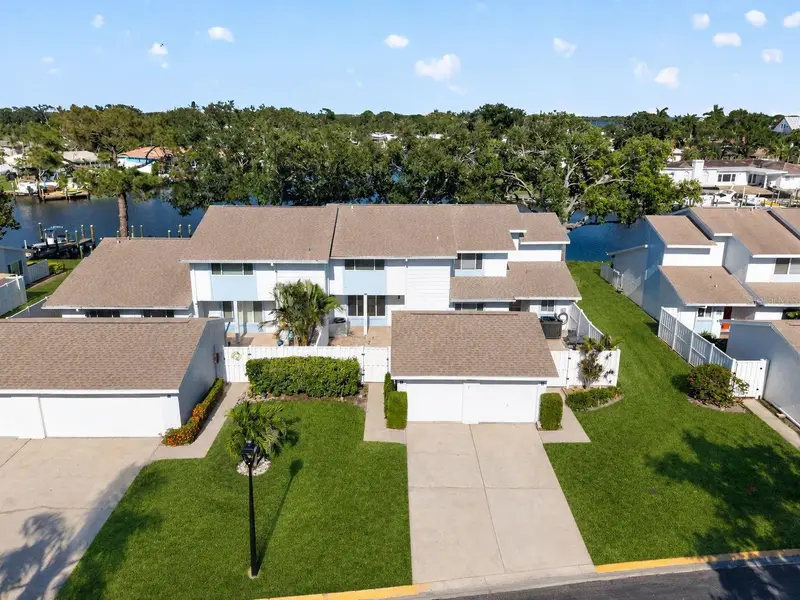 6497 Cape Hatteras Way, FL