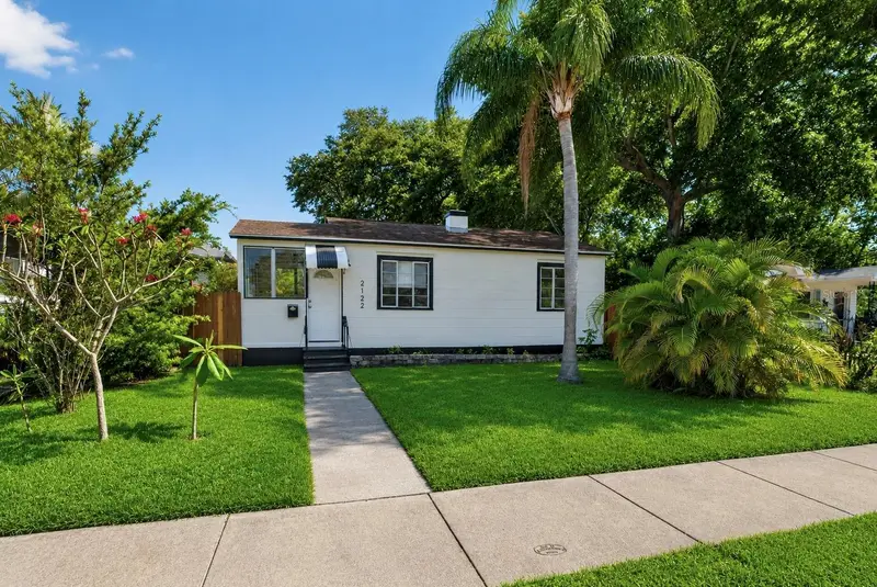 2122 6th Ave N, FL