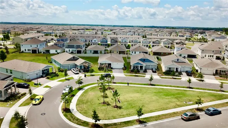 1578 Contentment Loop, FL