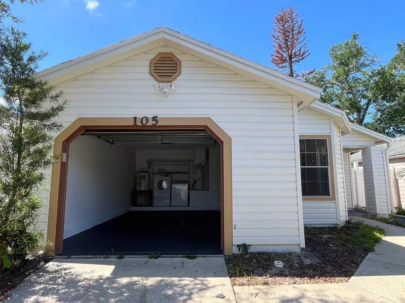 105 Cobblestone Way, FL