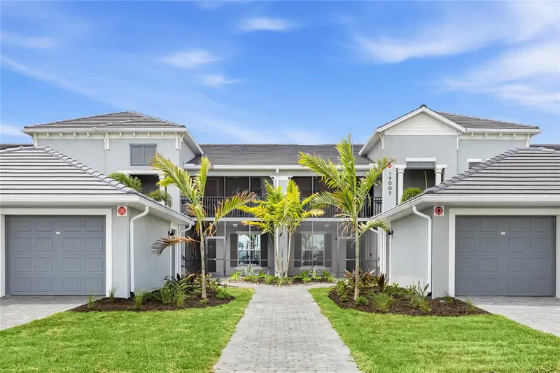 19007 Scallop Loop #204, FL