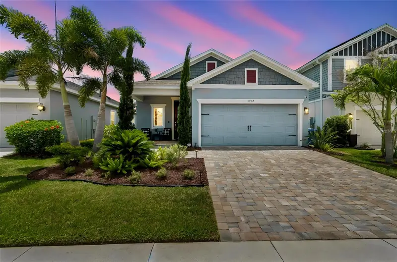 5722 Silver Sun Dr, FL