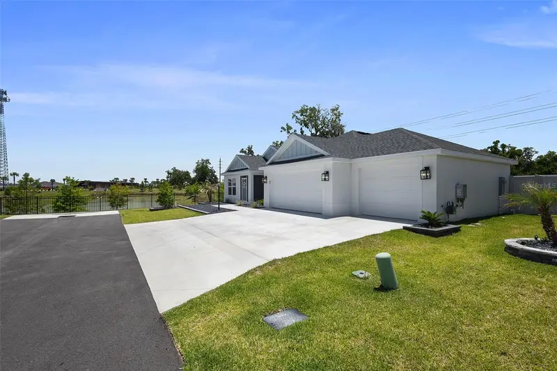 6716 Buddy Ln, FL