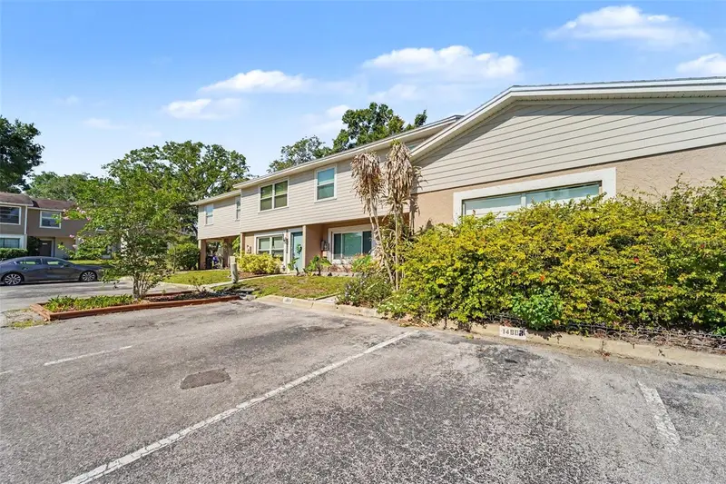 14806 Morning Dr, FL