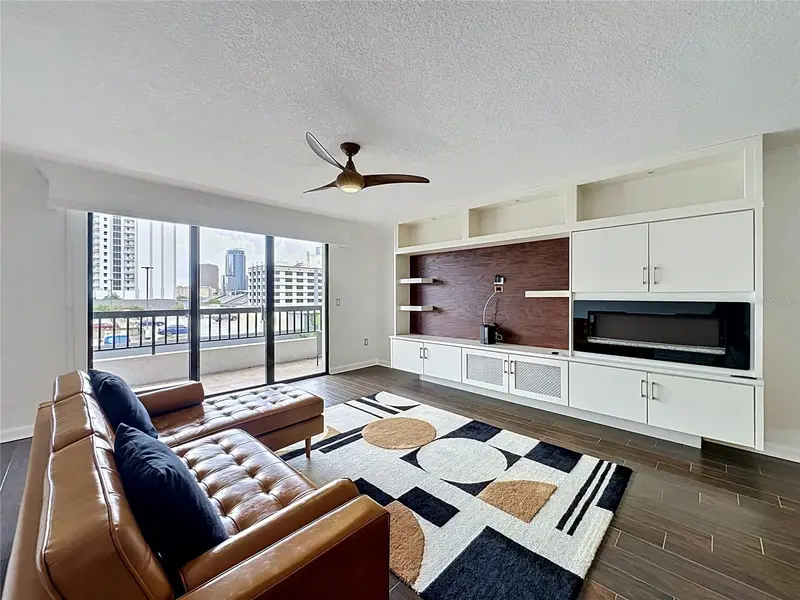 530 E Central Blvd #604, FL