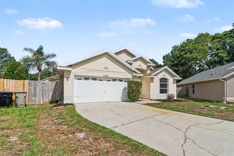 1040 Pineview Ct, FL