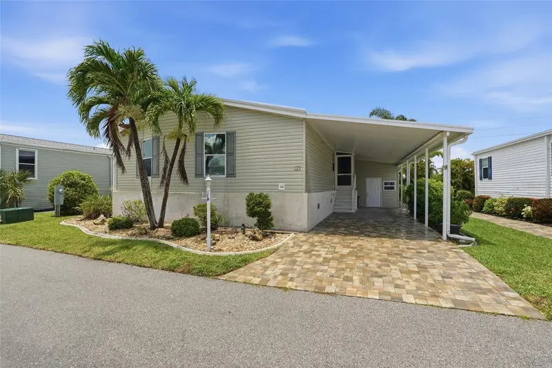 19 Holland Dr, FL