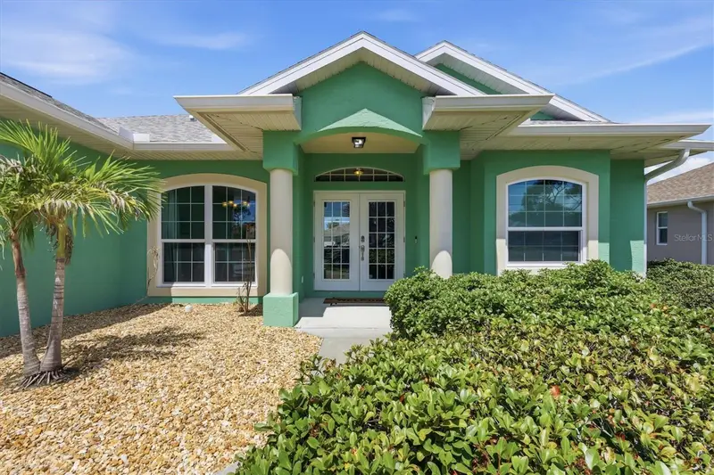 206 Mariner Ln, FL