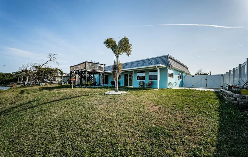 3627 Grayton Dr, FL
