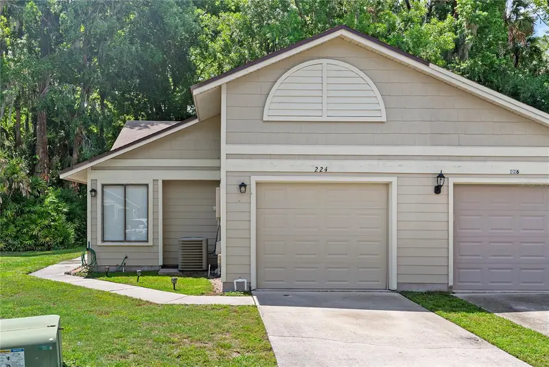224 Highlands Glen Cir, FL
