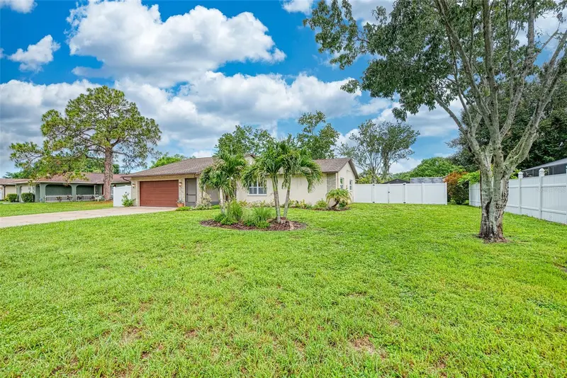 1330 Georgetowne Cir, FL