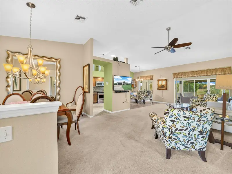 5817 Swallow Dr, FL